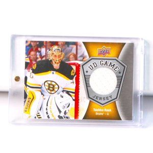 Tuukka Rask UD Game-Used Jersey Hockey Card Boston Bruins GJ-TR 2016/2017